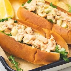 SALMON SOUP SERVED WITH ARM BREAD
