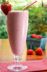 STRAWBERY MILKSHAKE